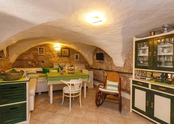 Unit_type_terraced_house With Pool 55425 * Grižane